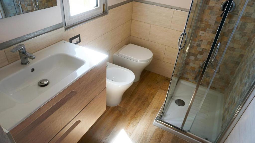 Le Scalette Bed & Breakfast La Maddalena  Bagian luar foto