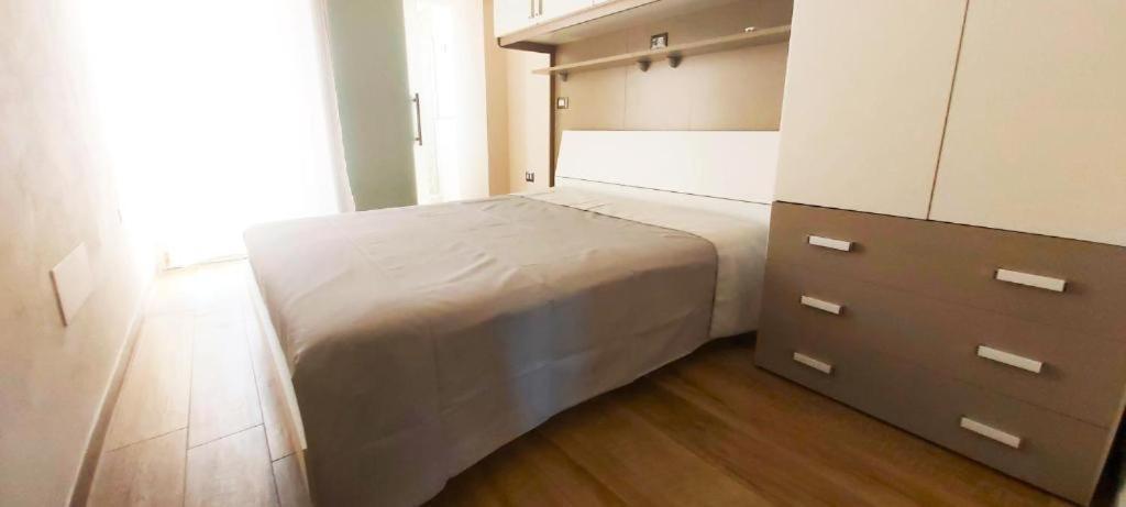 Le Scalette Bed & Breakfast La Maddalena  Bagian luar foto