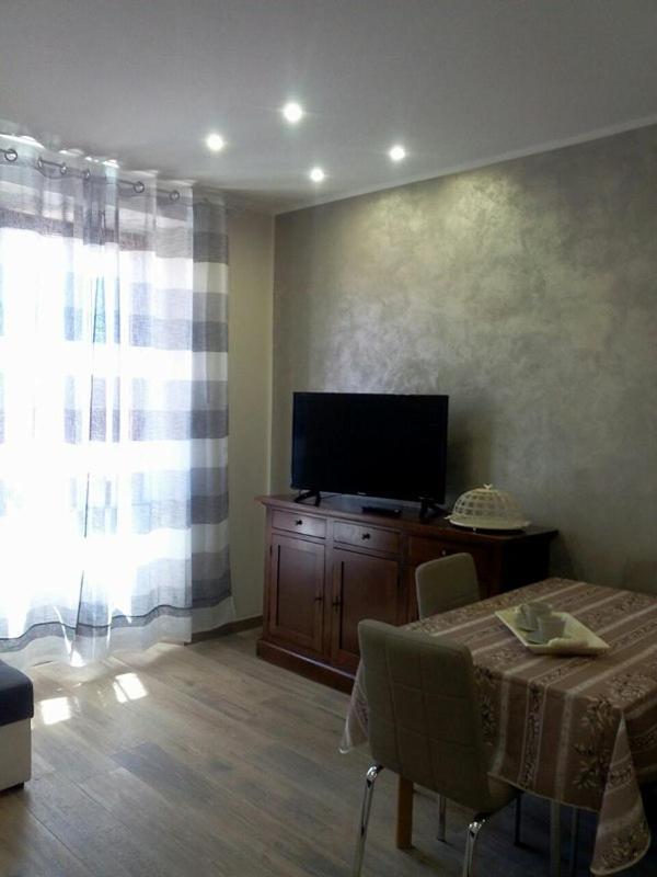 Le Scalette Bed & Breakfast La Maddalena  Bagian luar foto